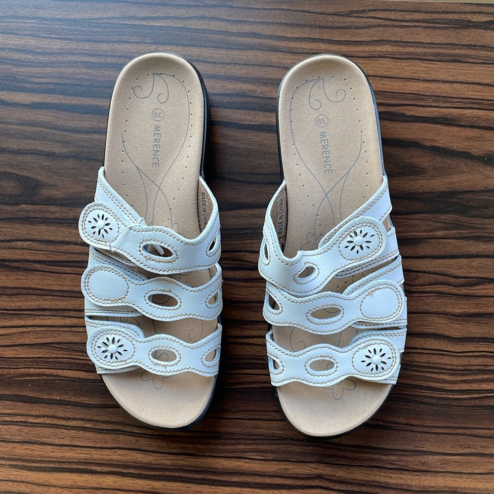 Merence - Womens White Sandals in size 39 EU/8 US Womens